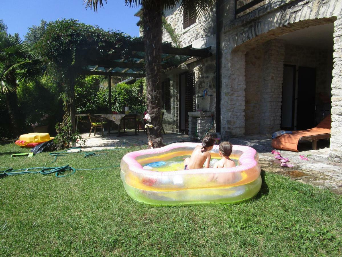 Holiday Home Vižinada Esterno foto